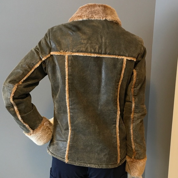 Women's Leather Jacket with Faux Fur Trim - Picture 2 of 9